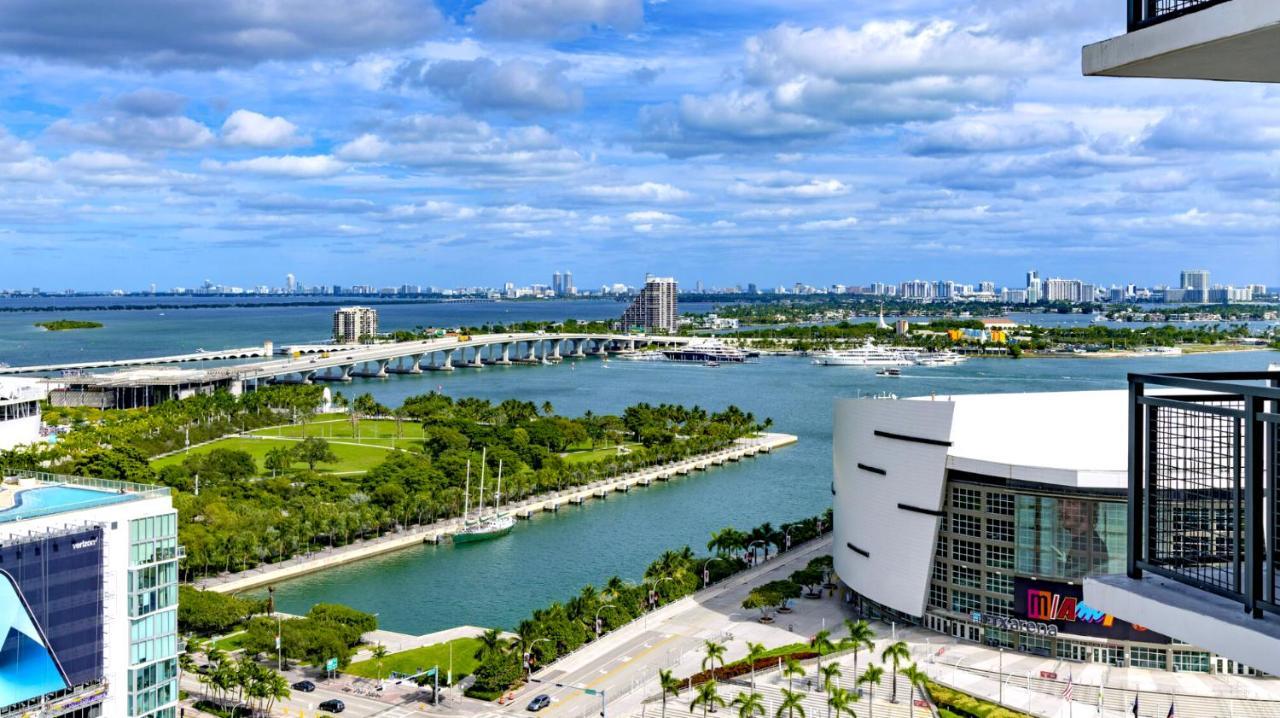 Top Miami Complex Full Amenities & Entertainment! Exterior photo