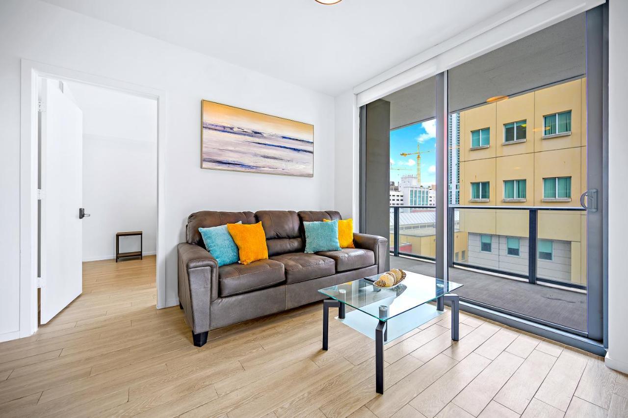 Top Miami Complex Full Amenities & Entertainment! Exterior photo
